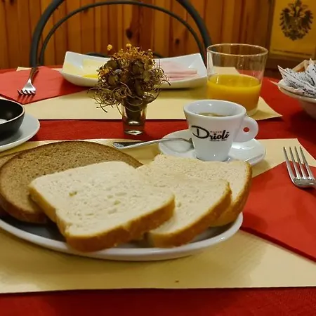 住宿加早餐酒店 依颂佐b&b酒店 4*